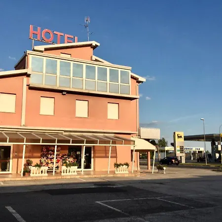 Hotel Trieste San Giórgio di Nogaro