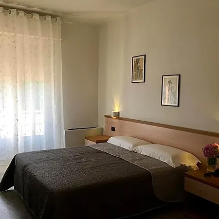 Trieste Отель 3*